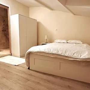 https://appartement-entier-full-equipe.hotelsantwerp.net