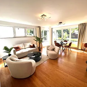 https://ly-suite.hotelsantwerp.net