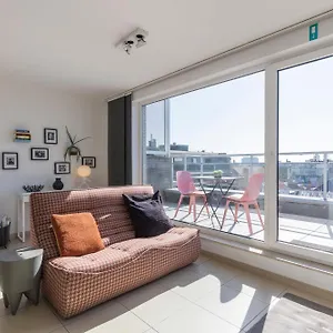 https://penthouse-bij-leopoldpark.hotelsghent.com