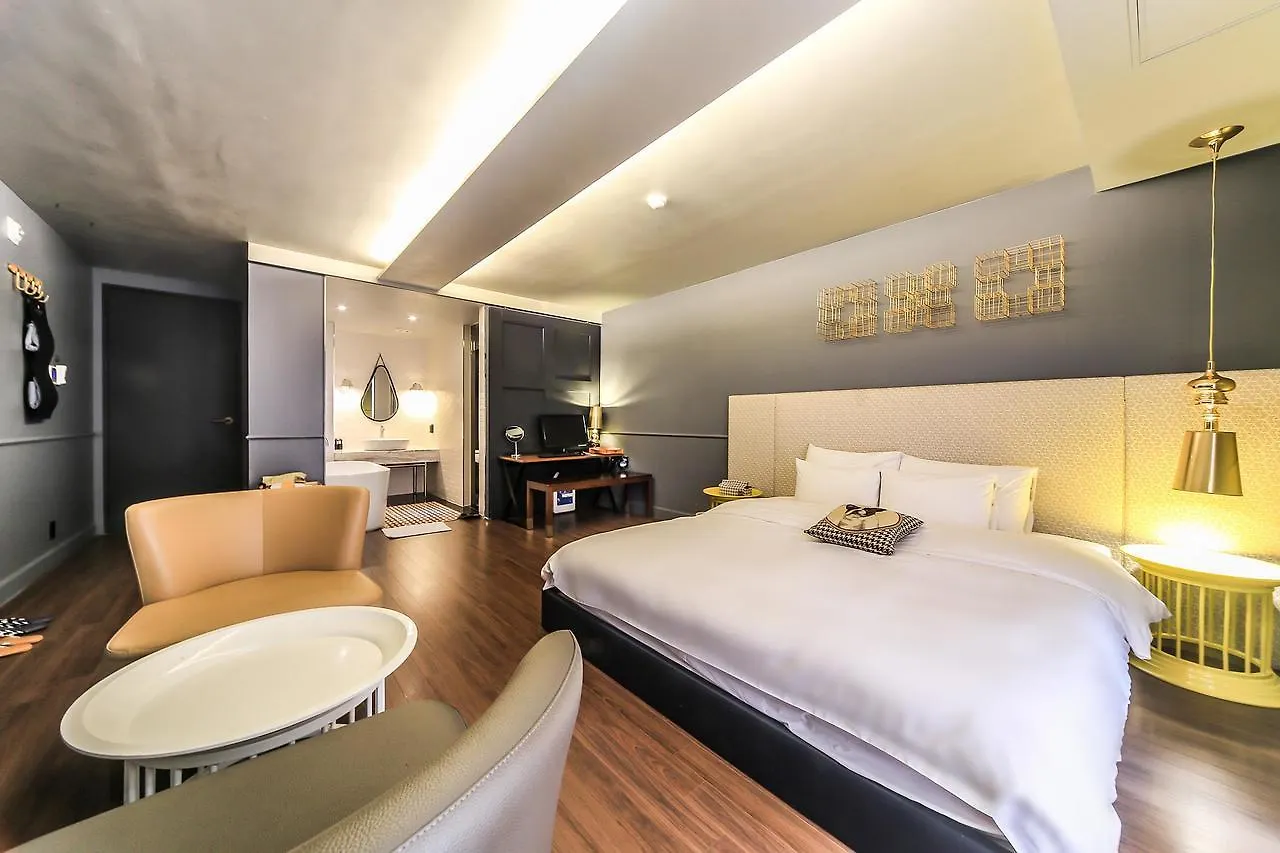 The Hound Hotel Busan