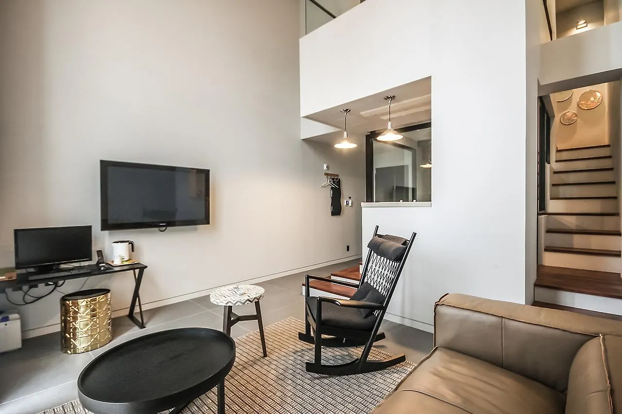 The Hound Hotel Busan 3*,  South Korea