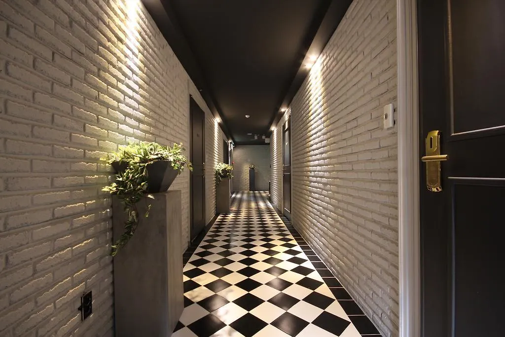 The Hound Hotel Busan 3*,