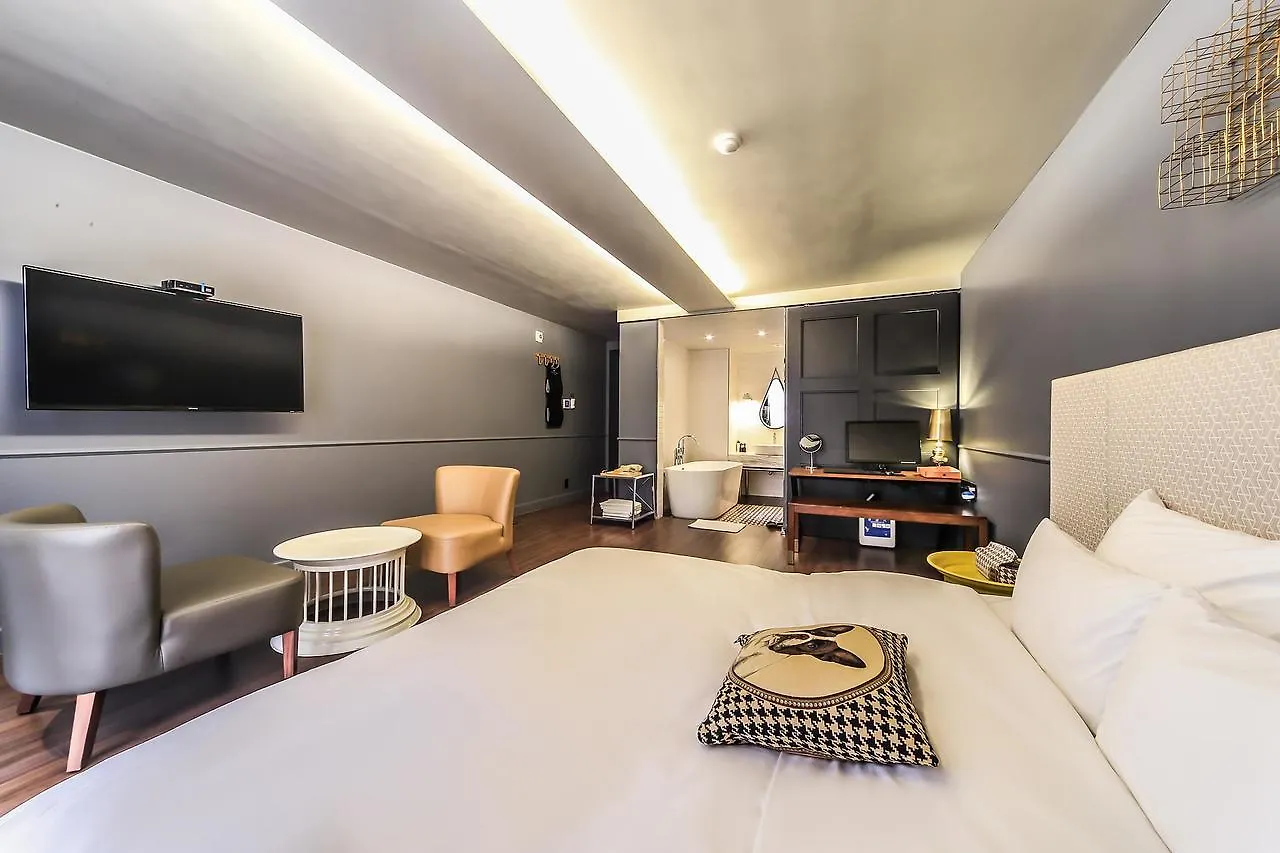 The Hound Hotel Busan
