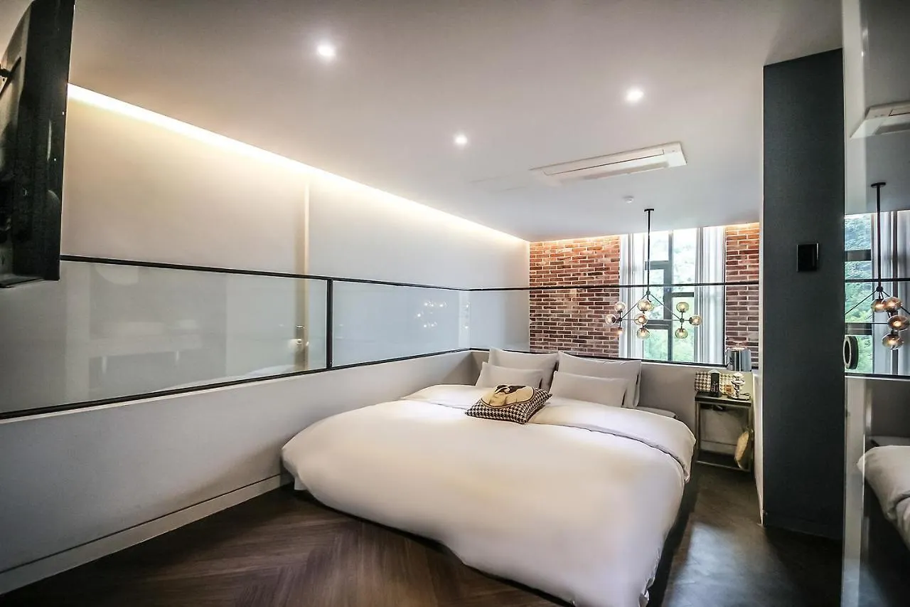 The Hound Hotel Busan